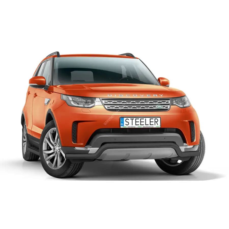 Kufanger til Land Rover Discovery V 17- EC godkjent, montert på oransje SUV sett forfra.