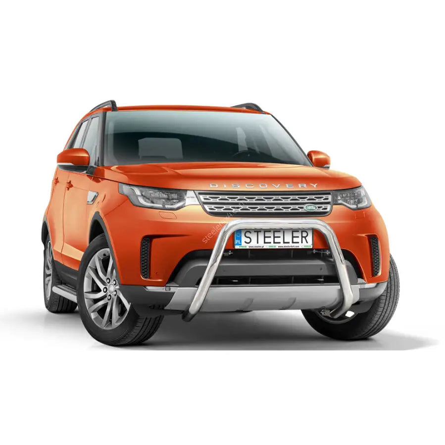Frontbøyle på Land Rover Discovery V 17- i stål montert foran grill og nummerskilt.