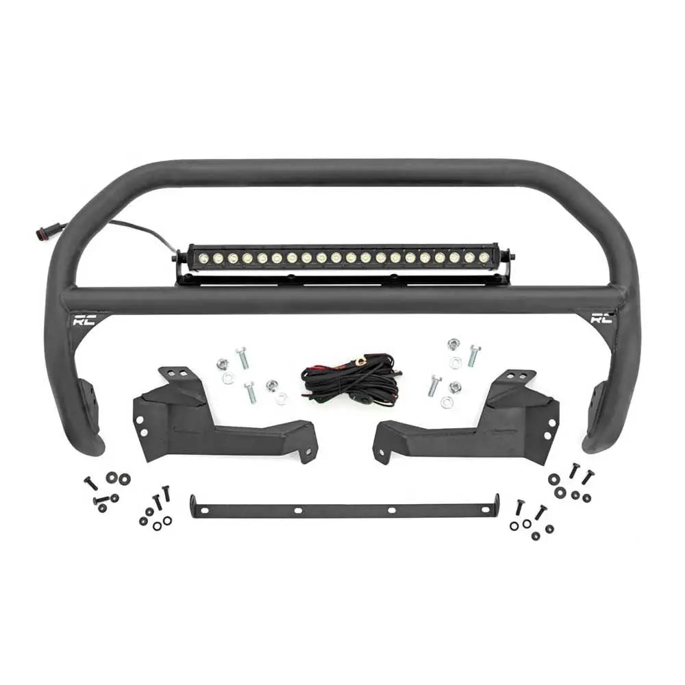 Frontbøyle med LED Cree 20" Black Series for Ford Bronco Sport, sett forfra med monteringsdeler.