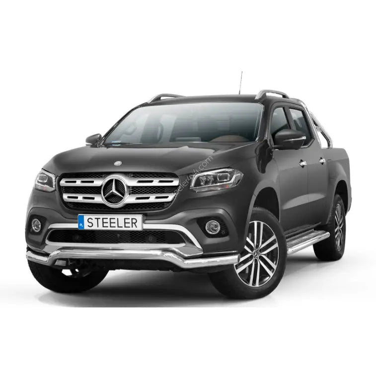Frontbøyle Mercedes X-Klasse 17- med sølvfarget kufanger og kromdetaljer på sort pickup.