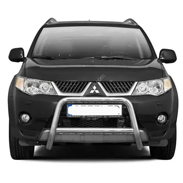 Frontbøyle Mitsubishi Outlander 07-09 EC godkjent med tverrør montert foran på svart SUV.