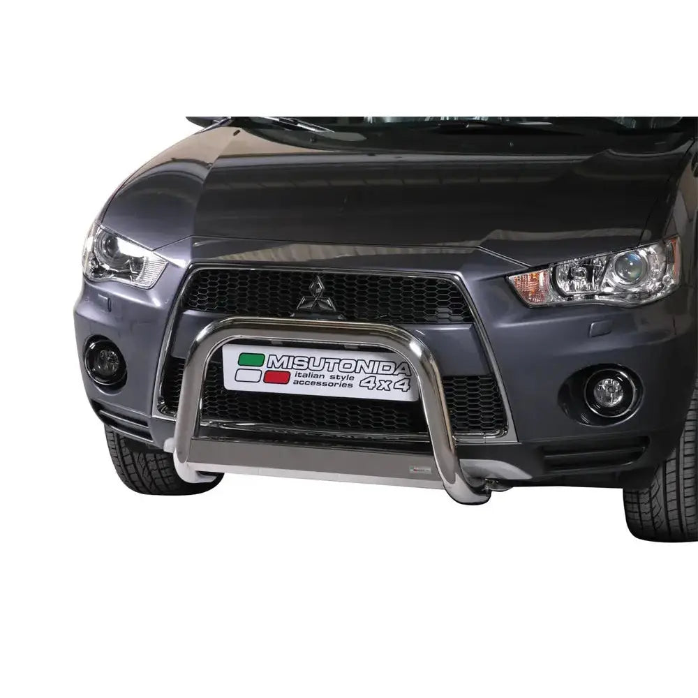 Frontbøyle Mitsubishi Outlander 10-12 EC godkjent medium bar montert på grå SUV sett forfra.