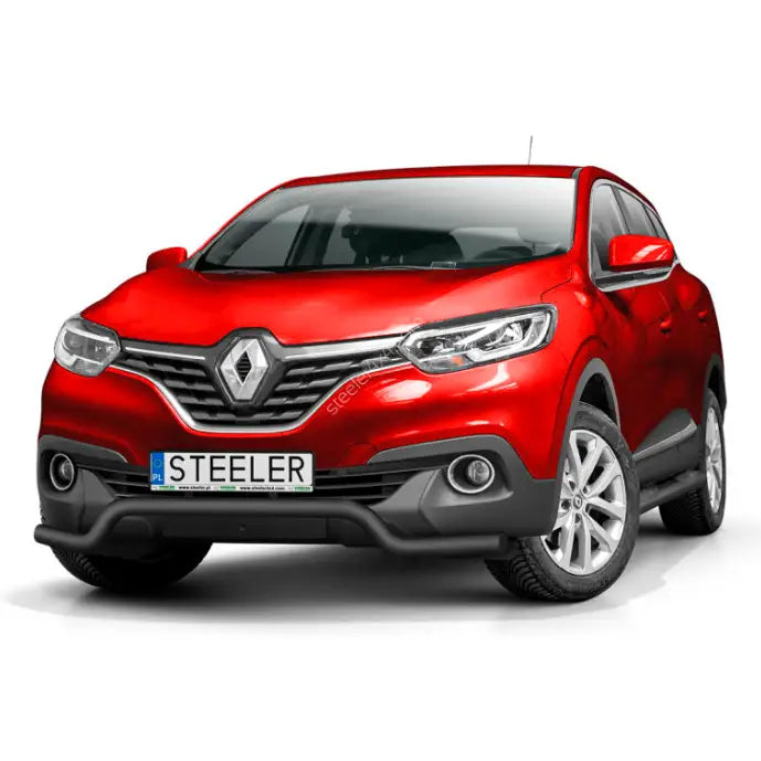Kufanger Renault Kadjar 16-18 montert på rød SUV med sølv grill og svarte detaljer foran.