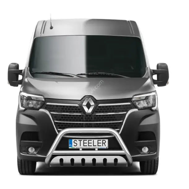 Frontbøyle Renault Master 19- med sølvfarget kufanger foran grill og nummerplate "STEELER".