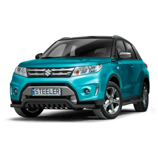 Kufanger Suzuki Vitara 15-18 lav modell med plate montert på turkis SUV, sett skrått forfra.