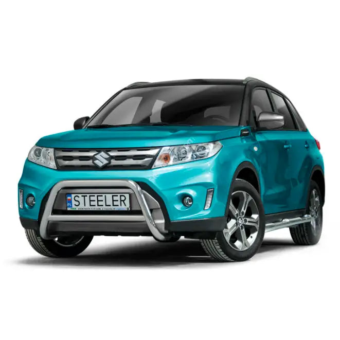 Frontbøyle på turkis Suzuki Vitara 15-18 med børstet metall tverrør og mørke felger.
