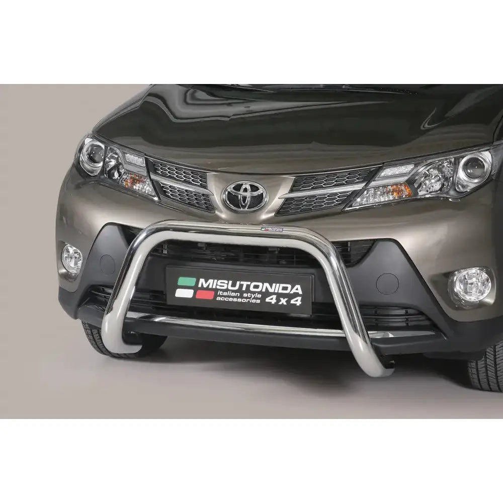 Frontbøyle Toyota Rav4 13-15 EC Godkjent Super Bar montert på bil, sett rett forfra.