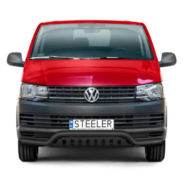 Kufanger på Volkswagen T6 15-19 EC godkjent lav modell med plate, sett forfra mot hvit bakgrunn.