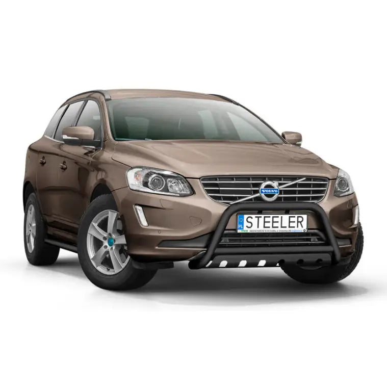 Kufanger til Volvo XC60 14-17 montert foran grillen på brun SUV med registreringsskilt.