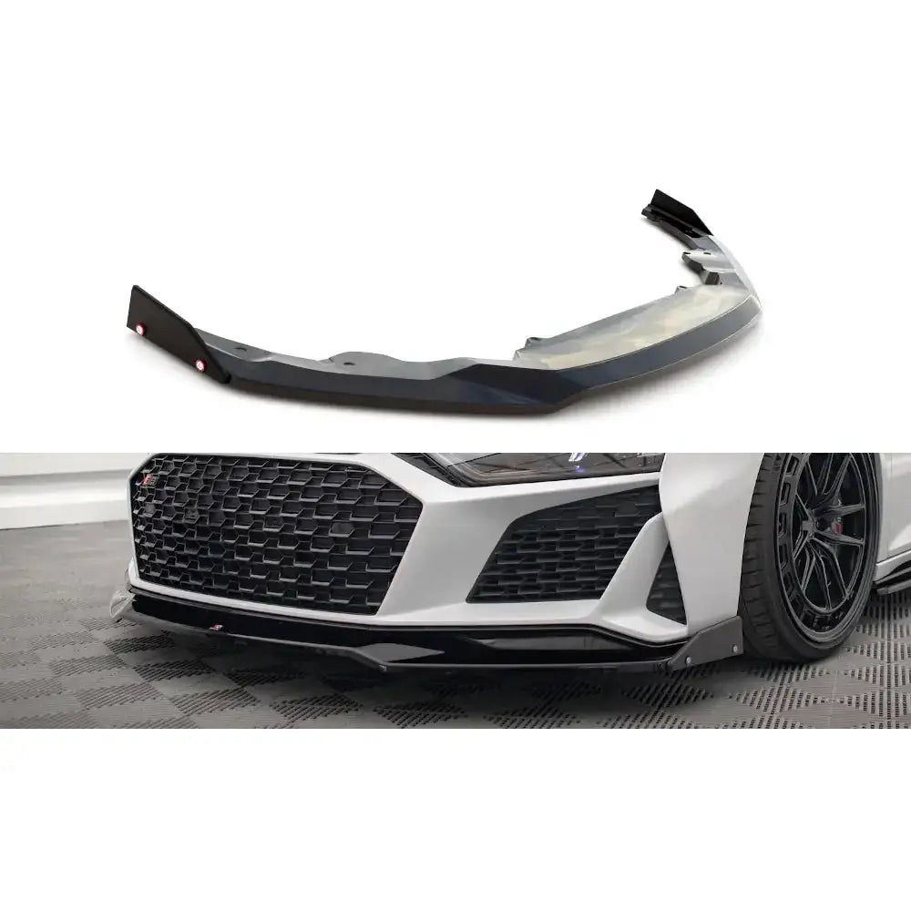 Frontleppe Audi R8 18-23 Mk2 Facelift V.3 i sort plast, montert på hvit sportsbil, sett fra skrå vinkel.