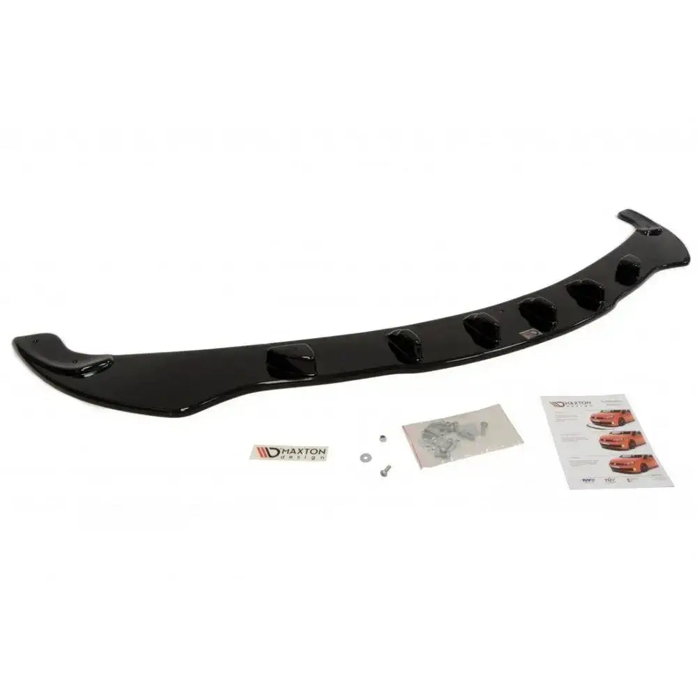 Frontleppe til BMW 5 E60/E61 sporty modell sett ovenfra med monteringsutstyr og instruksjoner.