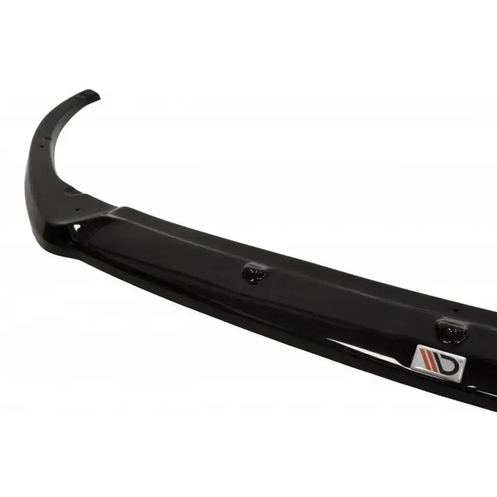 Frontleppe til Ford Focus ST Mk3 Cupra, sort blank plast med logo og fargede striper, skrå vinkel.