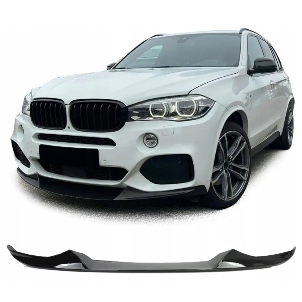 Frontspoiler til BMW X5 M F15 14-18 vist montert på hvit SUV, med svart splitter også separat nederst.