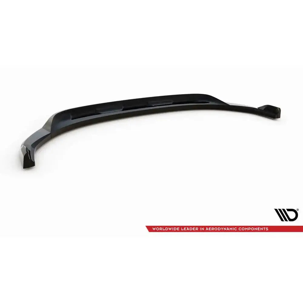 Frontspoiler Hyundai Tucson 20- Mk4 V.2 i sort glanset plast, skrå vinkel, hvit bakgrunn.