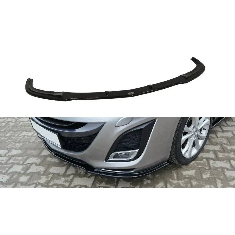 Frontspoiler til Mazda 3 Mk2 Sport, sort plast, montert på sølvfarget bil i dagslys.