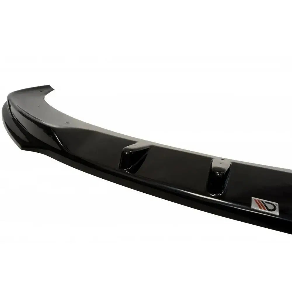 Spoiler Mercedes Sprinter 2013- i blank sort plast med aerodynamiske detaljer, skrå vinkel, hvit bakgrunn.