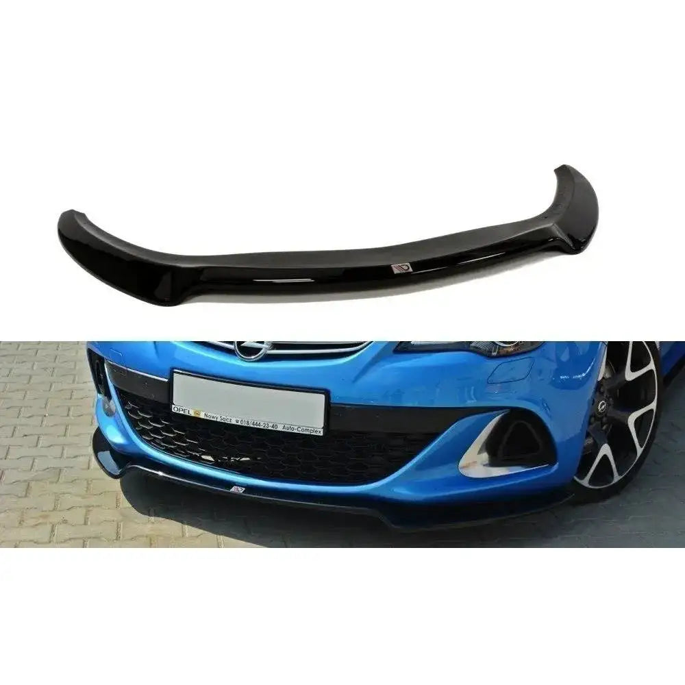 Frontspoiler Opel Astra J Opc Vxr V.2 i sort blank plast, vist montert på blå bil og som enkeltprodukt.