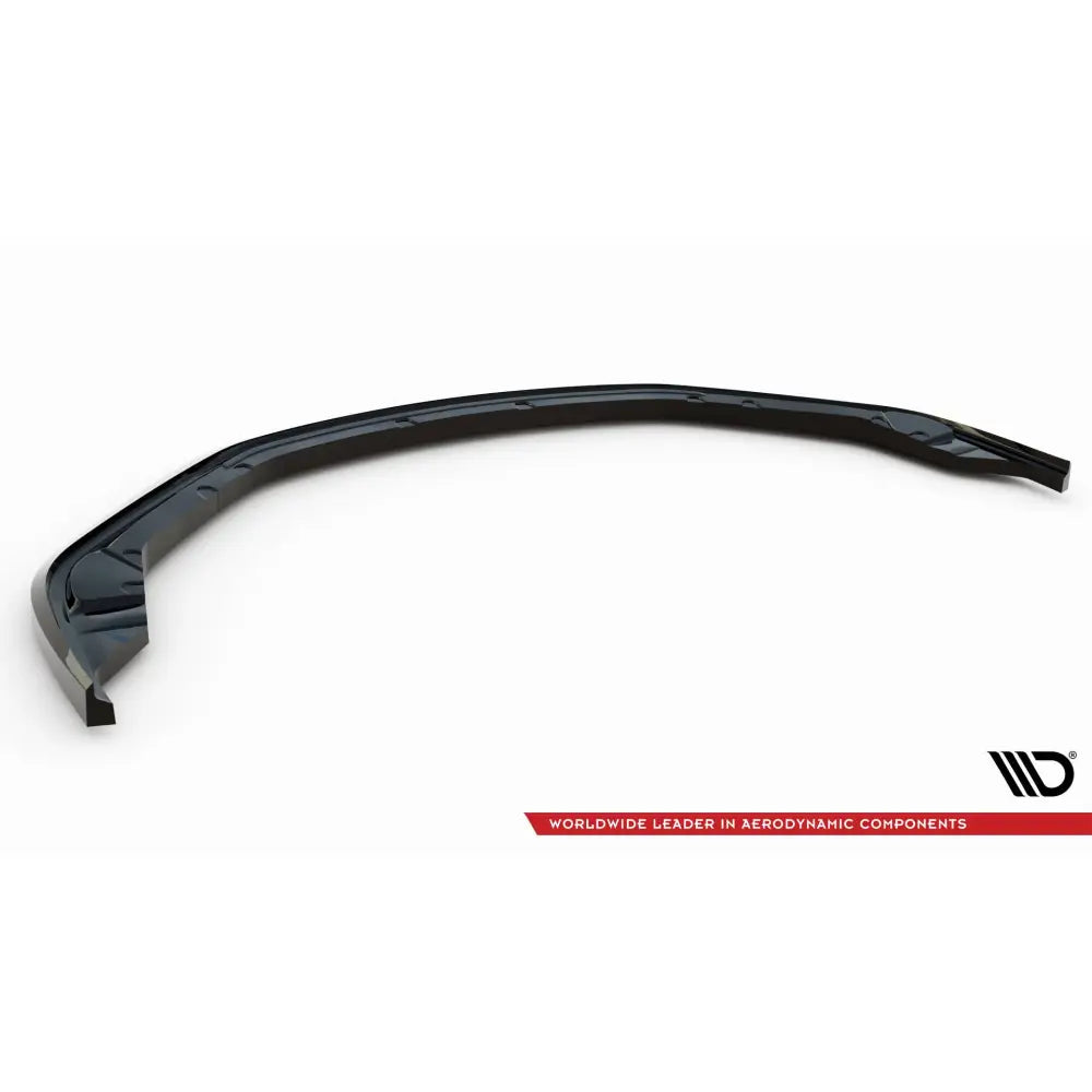 Front splitter for Porsche 911 992 GT3 i sort plast med profilerte linjer, sett fra skrå vinkel.