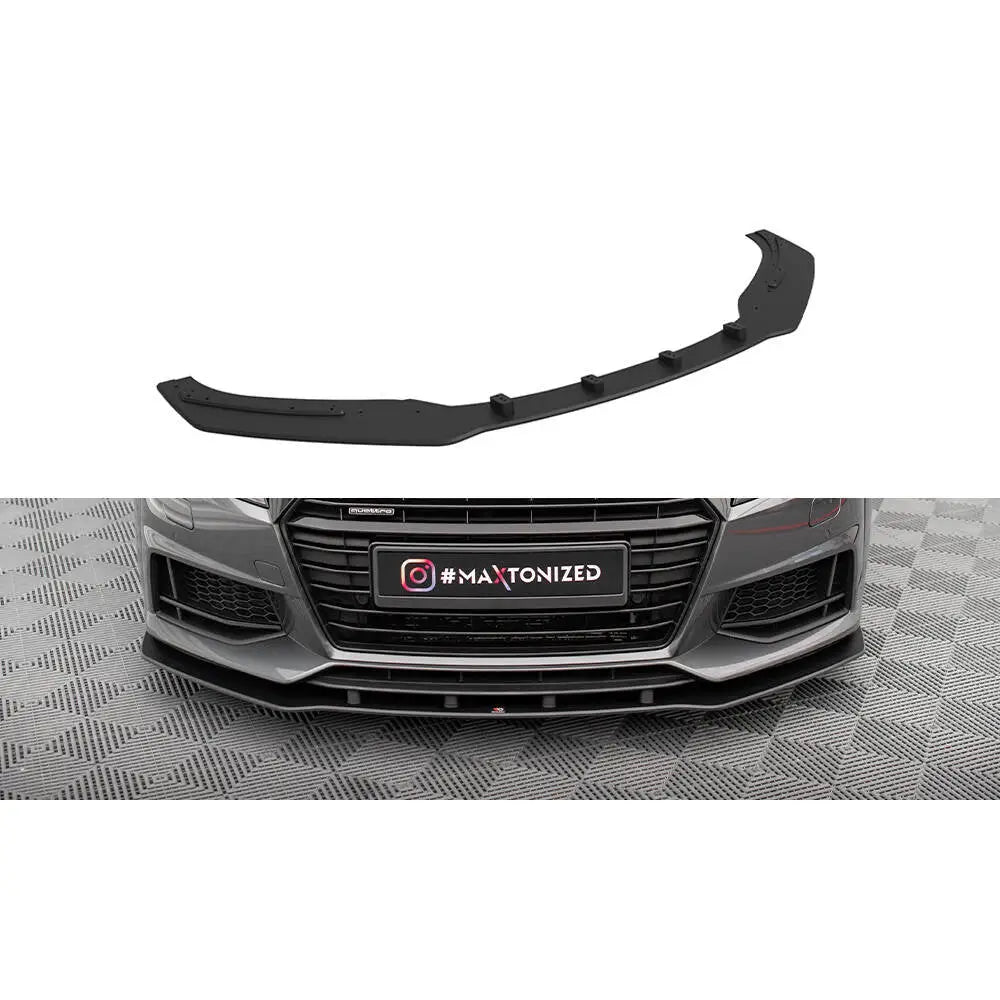 Frontspoiler Audi TT S 8S Street Pro i sort plast, vist separat og montert, med sporty detaljer.