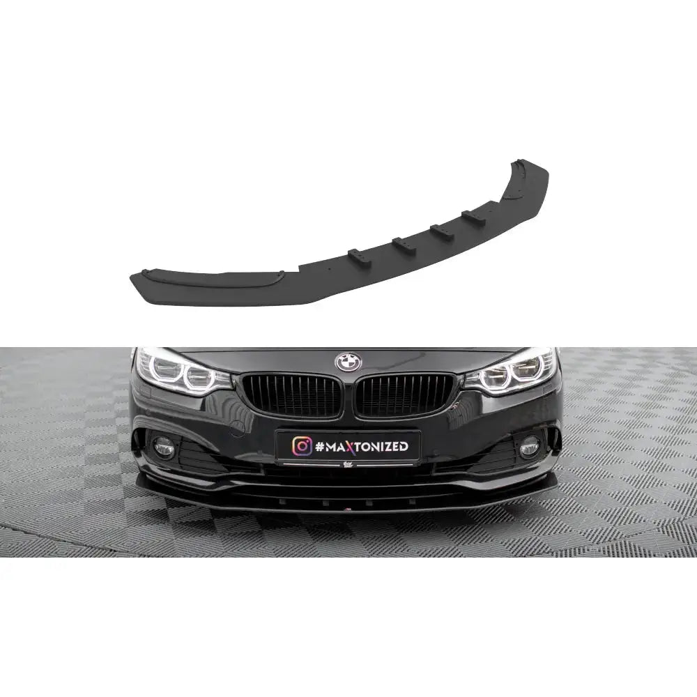 Frontspoiler Street Pro BMW 4 Gran Coupe F36 i sort plast, vist montert på svart bil med detaljert nærbilde.
