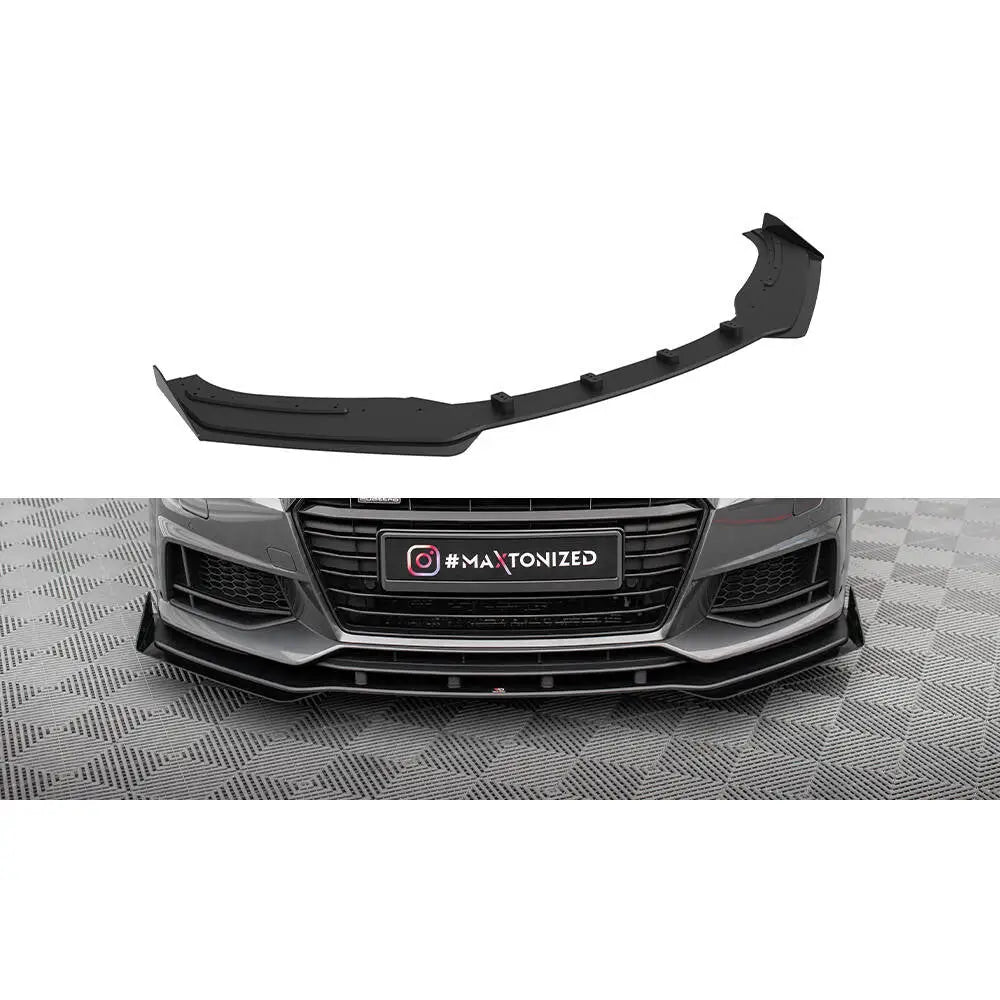 Frontleppe Street Pro + Flaps Audi TT S 8S i sort plast montert på grå bil sett forfra.