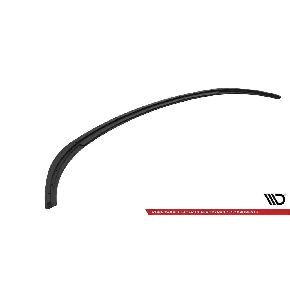 Frontspoiler Street Pro til Ford Fiesta ST Mk6, sort buet del med festepunkter, sett fra skrå vinkel.