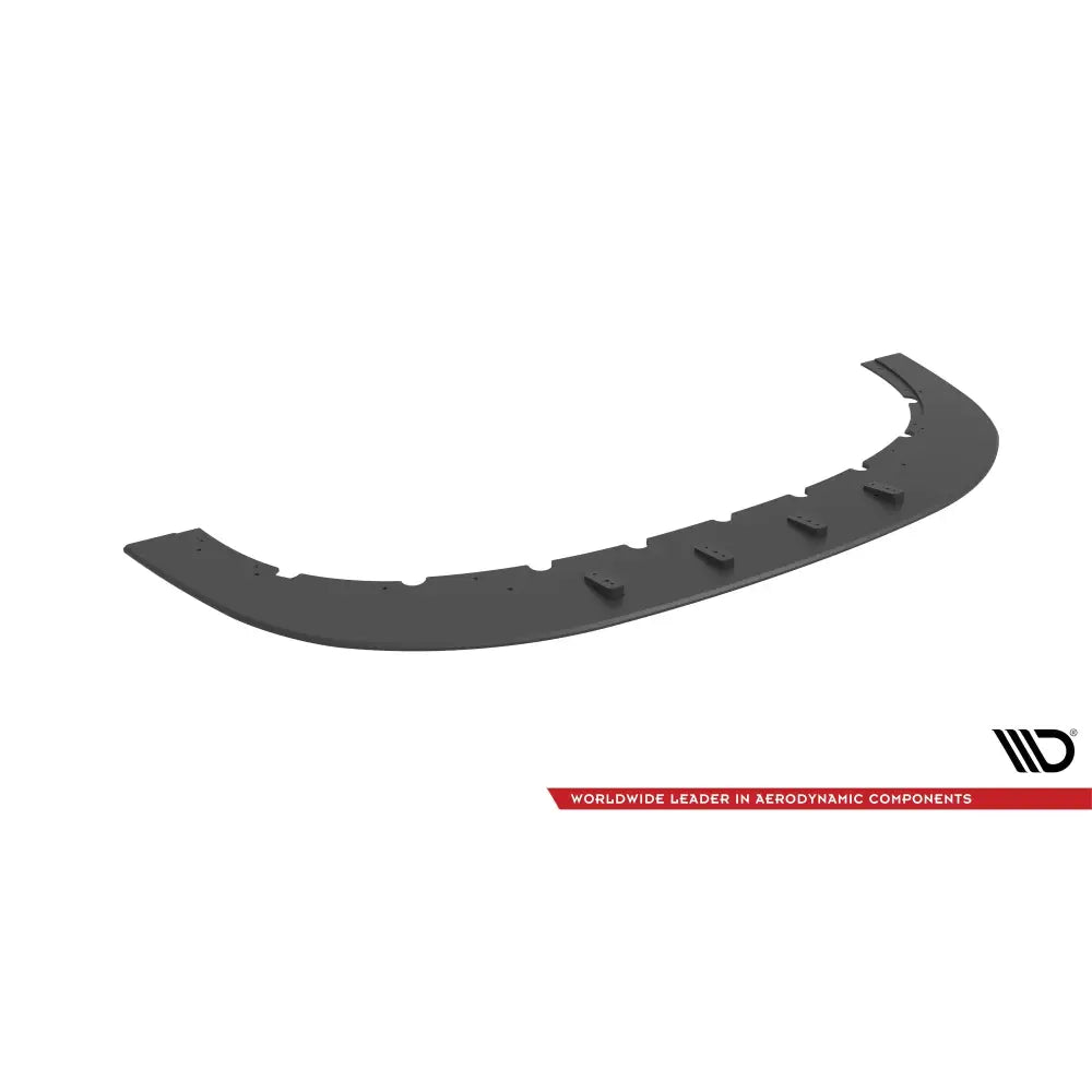 Frontspoiler Audi RS6 Avant C6 Street Pro med flaps, svart plast, sett skrått ovenfra med vertikale finner.