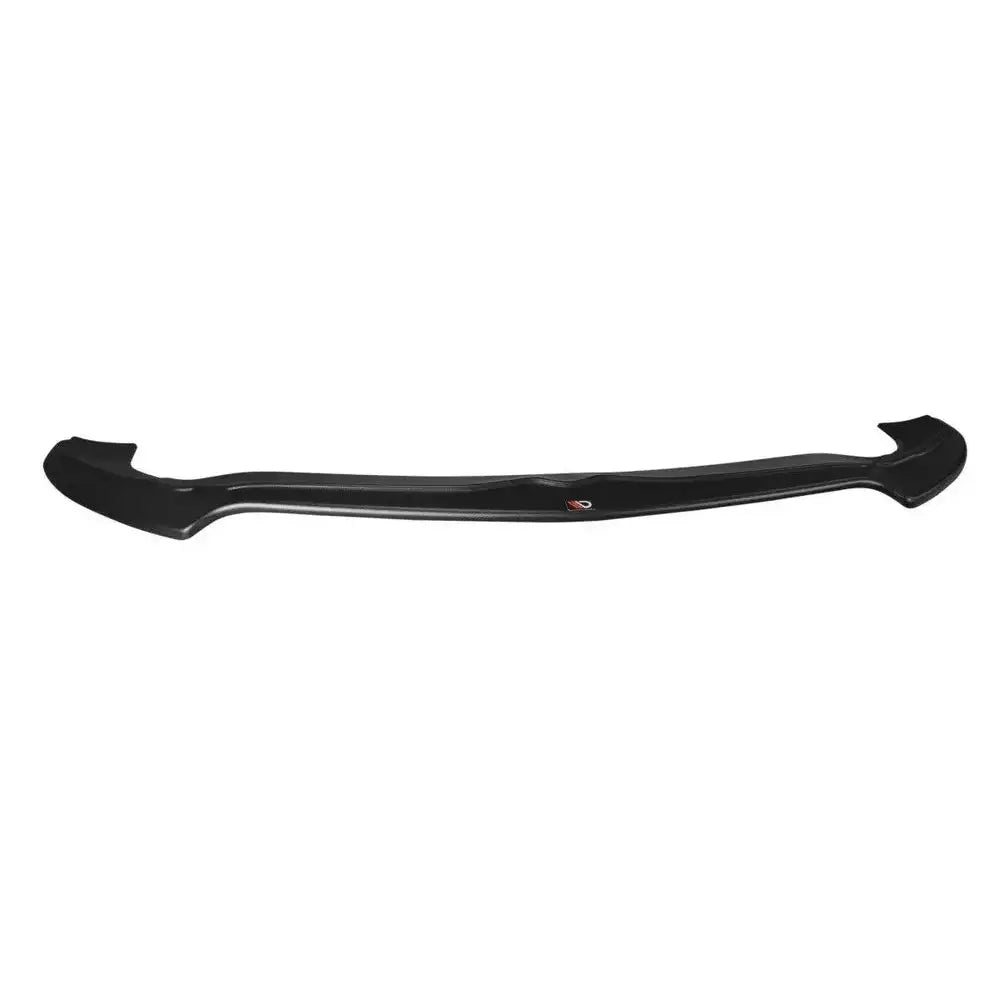 Front lip til Alfa Romeo Stelvio V.1, sort og glanset, sett ovenfra med synlig logo på midten.