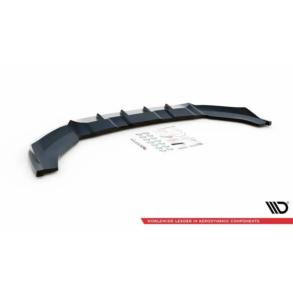 Frontspoiler Audi Q3 S-Line 8U Facelift, svart plast med ribber og monteringsutstyr, sett fra skrå vinkel.