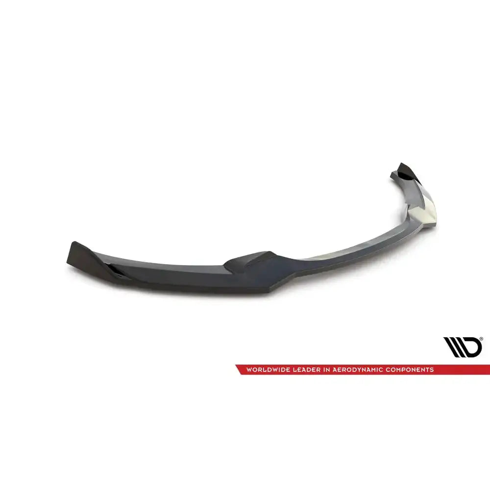Front lip til BMW 2 Serie F22 M-Pack V.1, sort plast med markerte vinkler, skrå sidevisning.