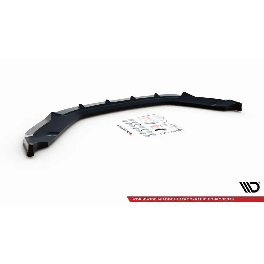 Front lip til Skoda Kodiaq Mk1 Facelift, svart plast med vinkler, finner og monteringsutstyr synlig.