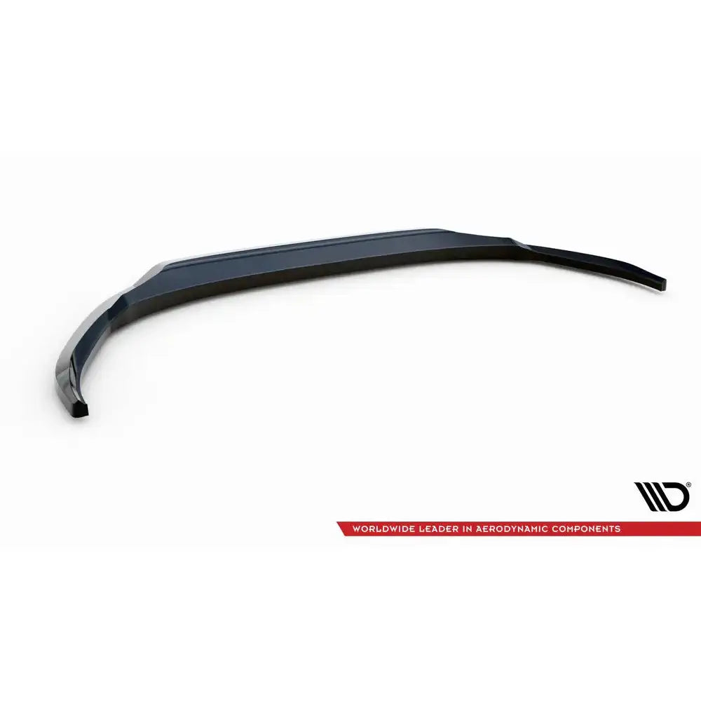Frontleppe til Audi A3 8Y V.2 i sort plast med blank overflate, avbildet på hvit bakgrunn.