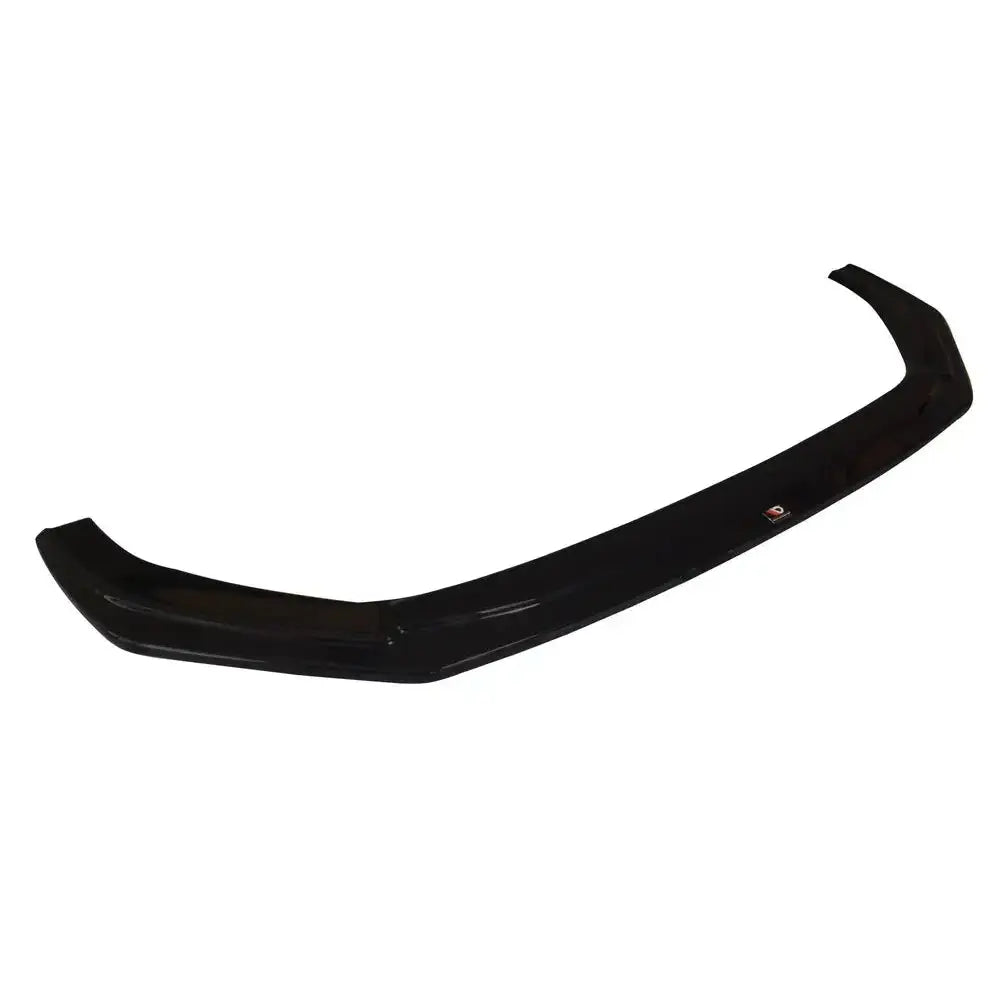 Spoiler til Audi RS5 F5 Coupe glanset sort plast sett skrått ovenfra med logo på høyre side.