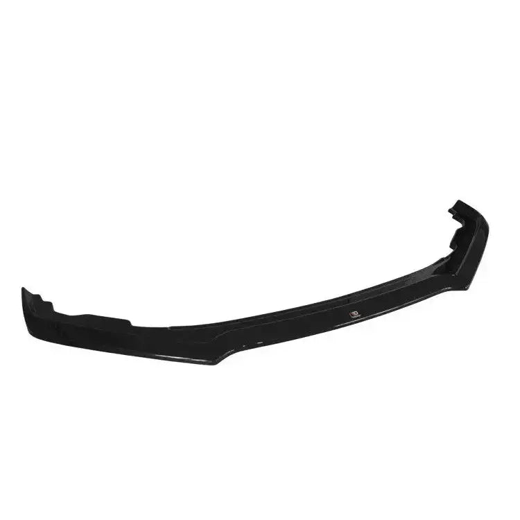Frontspoiler Subaru Brz Facelift V.2 i sort blank plast, sett fra skrå vinkel med opphøyde kanter.