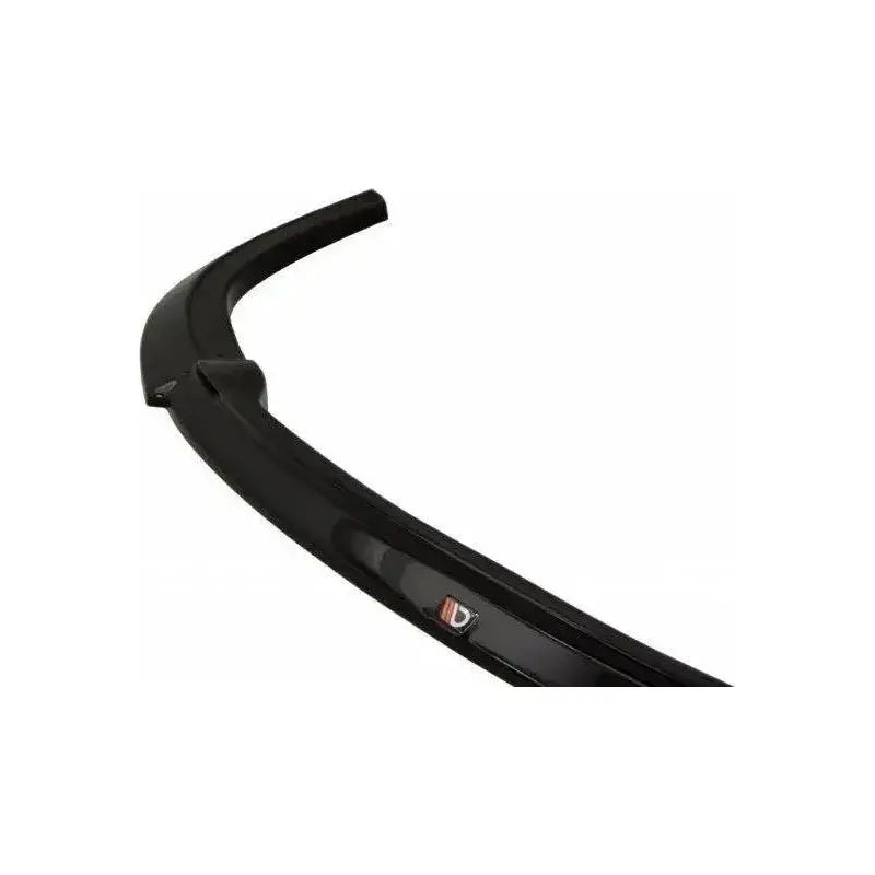 Frontleppe til Subaru Impreza Wrx Sti V.2 2009-2011 i sort blank plast, vist fra siden med synlig emblem.