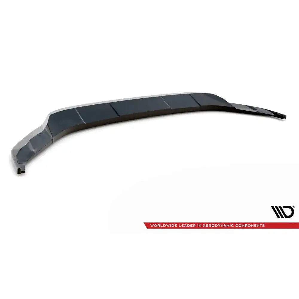 Frontspoiler til Volkswagen Atlas Cross Sport V.2 sett skrått ovenfra med markerte kanter mot hvit bakgrunn.