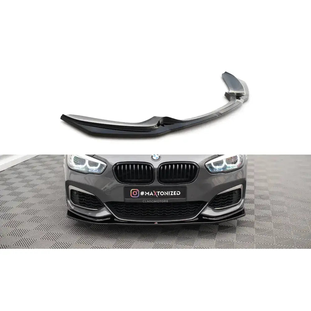Frontspoiler BMW 1 F20/F21 V.3 M-Power i sort plast med glanset finish montert på bil forfra.