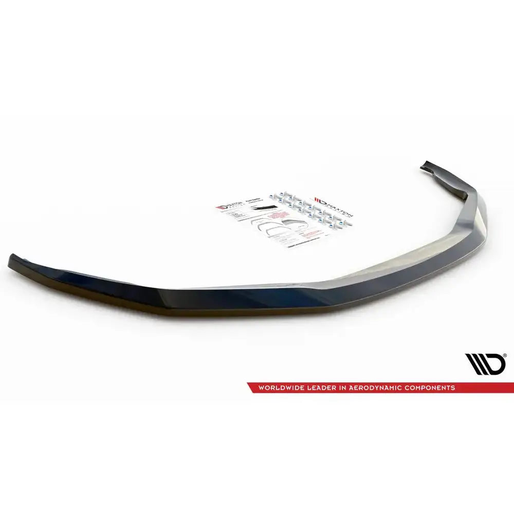 Front lip til BMW M5 F90 Facelift sort glanset spoiler med monteringssett og instruksjoner.