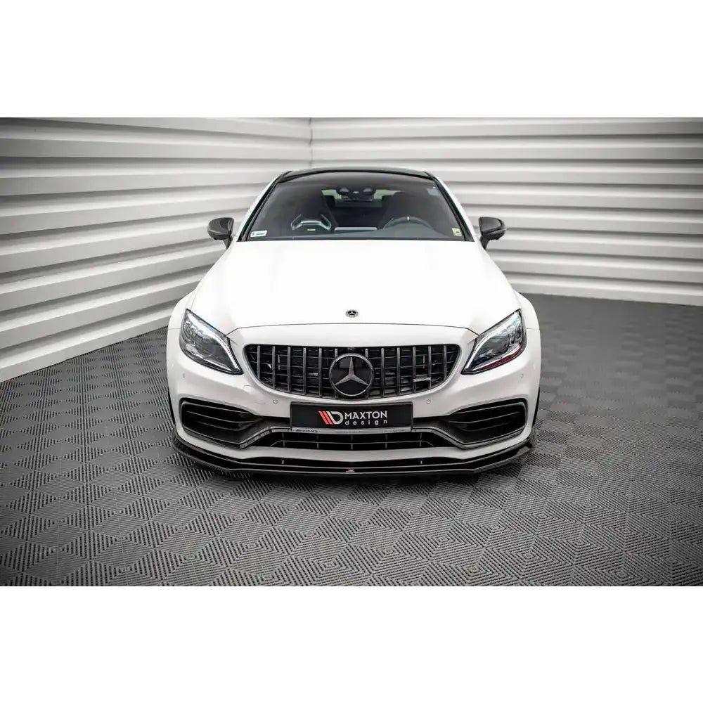 Frontspoiler til Mercedes AMG C63 Coupe C205 Facelift 18-21, vist på hvit bil med svart grill.