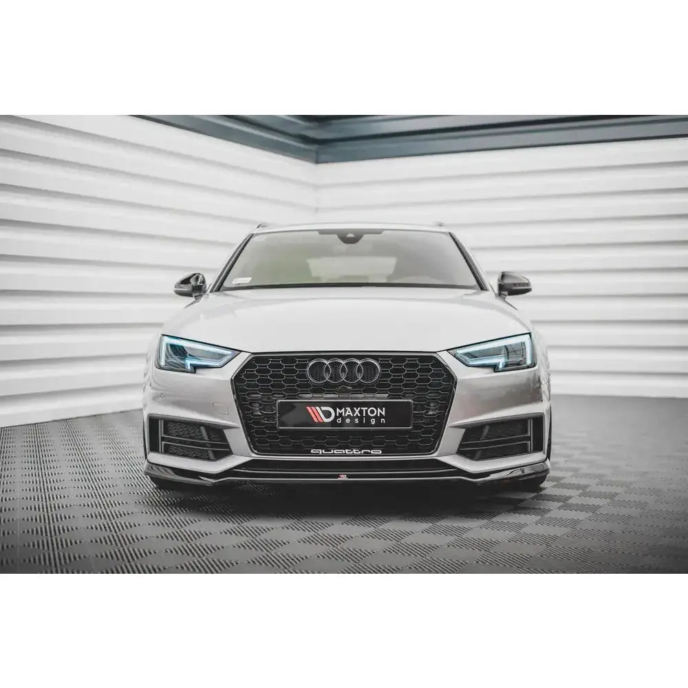 Frontleppe Audi S4/A4 S-Line B9 V.4 15-19 montert på sølvfarget bil sett forfra.