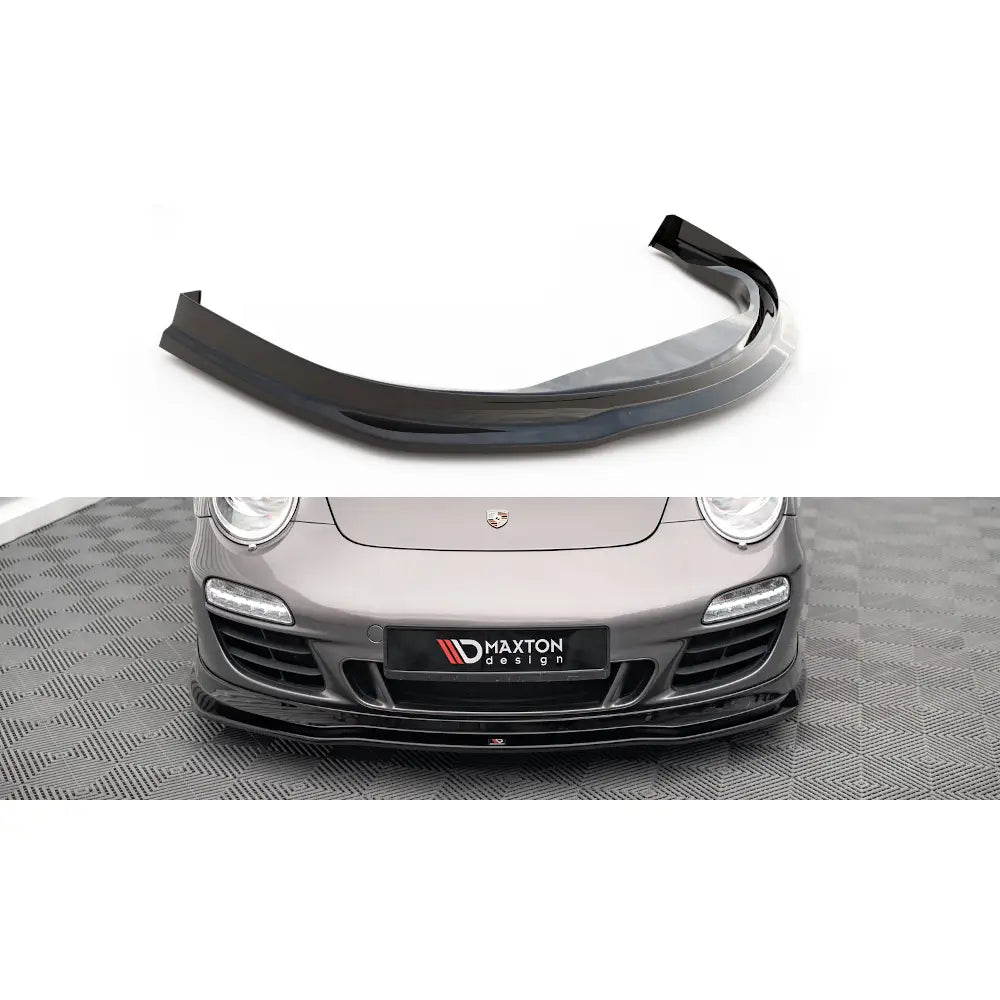 Frontleppe V1 Porsche 911 Carrera GTS 997 Facelift av blank sort plast mot hvit bakgrunn.