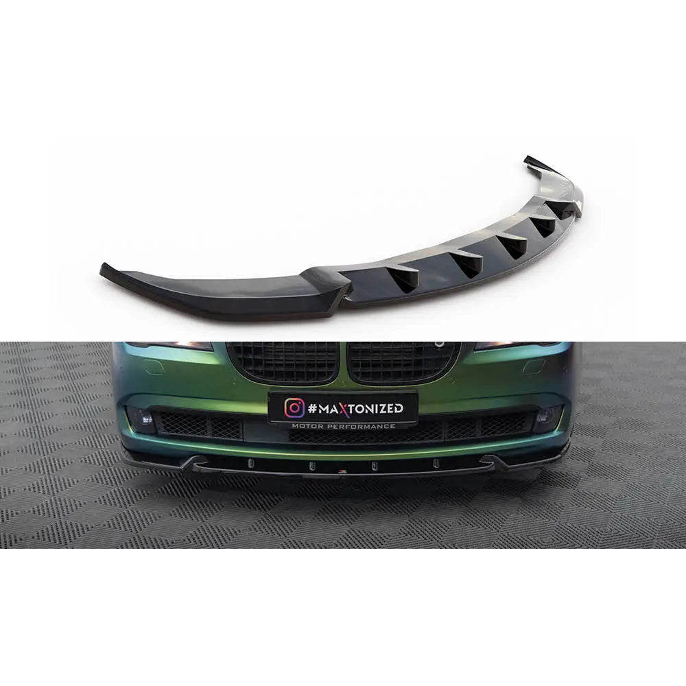 Frontspoiler BMW 7 F01 V2 i sort plast, vist montert på bil med markerte aerodynamiske vinkler foran.