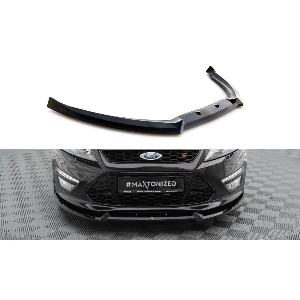 Frontspoiler til Ford Mondeo ST-Line Mk4 Facelift V2, sort blank plast montert på bilens frontfanger.