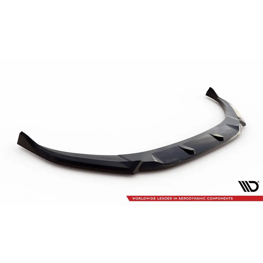 Frontspoiler Hyundai I30 Mk3 Facelift V2 i sort plast, frontperspektiv med synlige vinkler og detaljer.