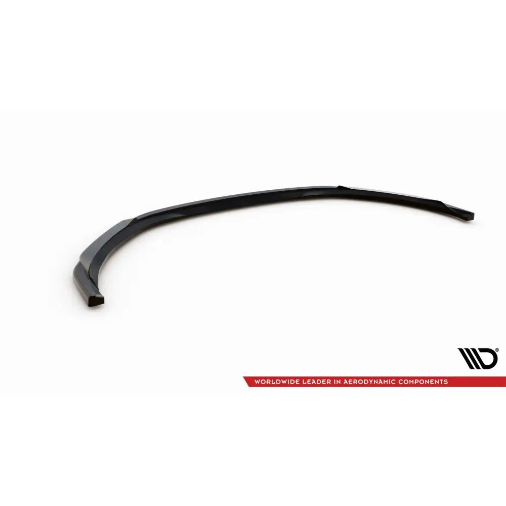 Frontspoiler Renault Clio RS Mk4 V2 i svart plast, skrå vinkel med profilerte detaljer mot hvit bakgrunn.