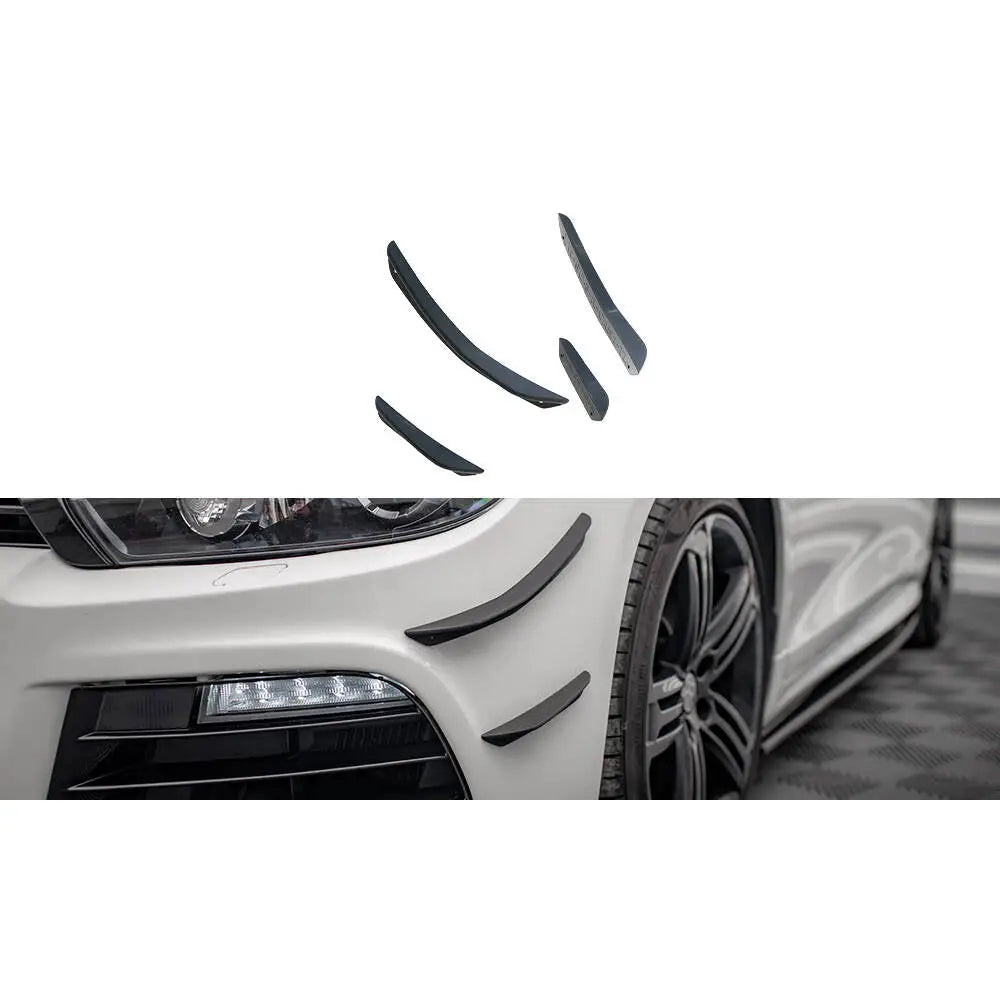 Frontspoiler Volkswagen Scirocco R Mk3, sorte buede plastdetaljer montert foran hjul på hvit bil.