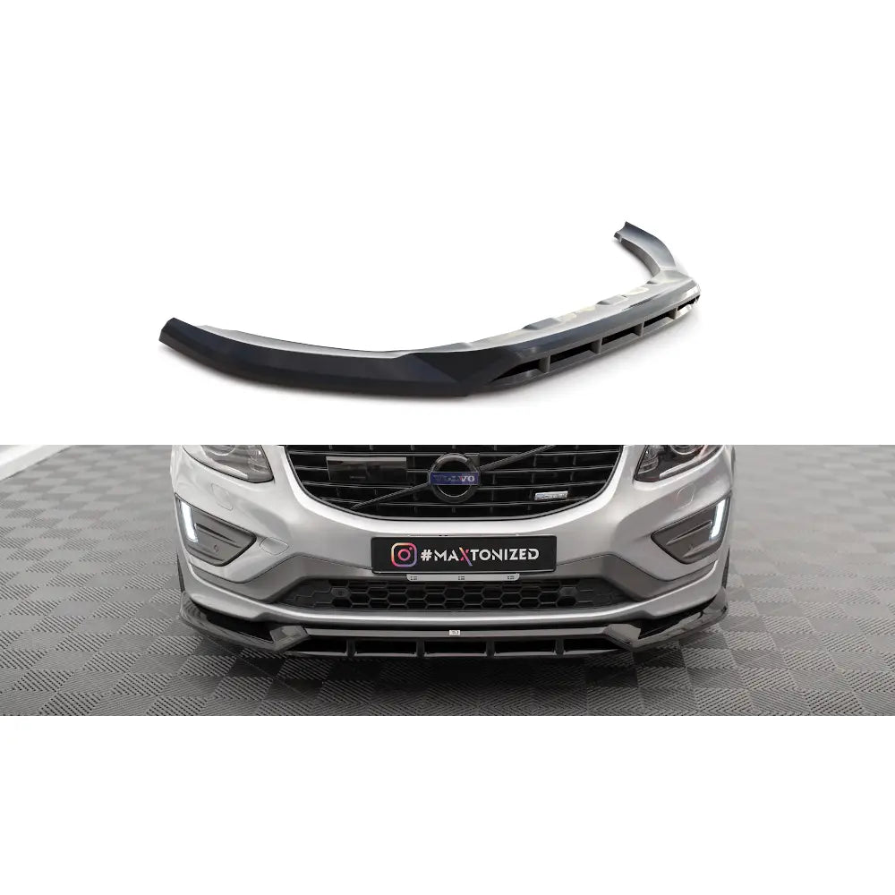 Frontspoiler Volvo XC60 R-Design Mk1 Facelift montert på sølvfarget bil, sett rett forfra.
