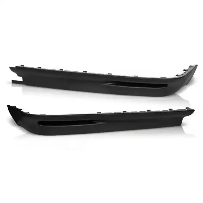 Frontspoiler VW Golf 2 83-91 GTI Black, to sorte plastdeler med spalte, vist fra siden mot hvit bakgrunn.