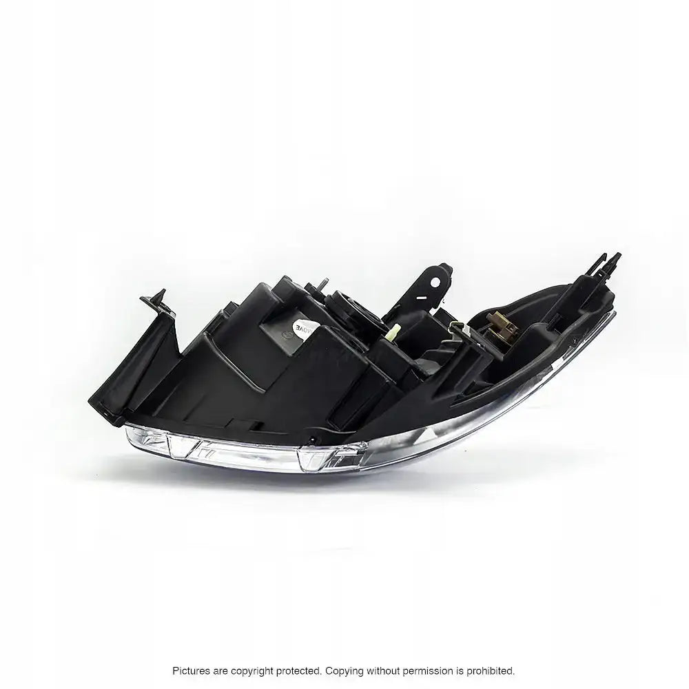 Frontlykt Dacia Dokker 12- H4 / Py21w / P21w / W5w Høyre