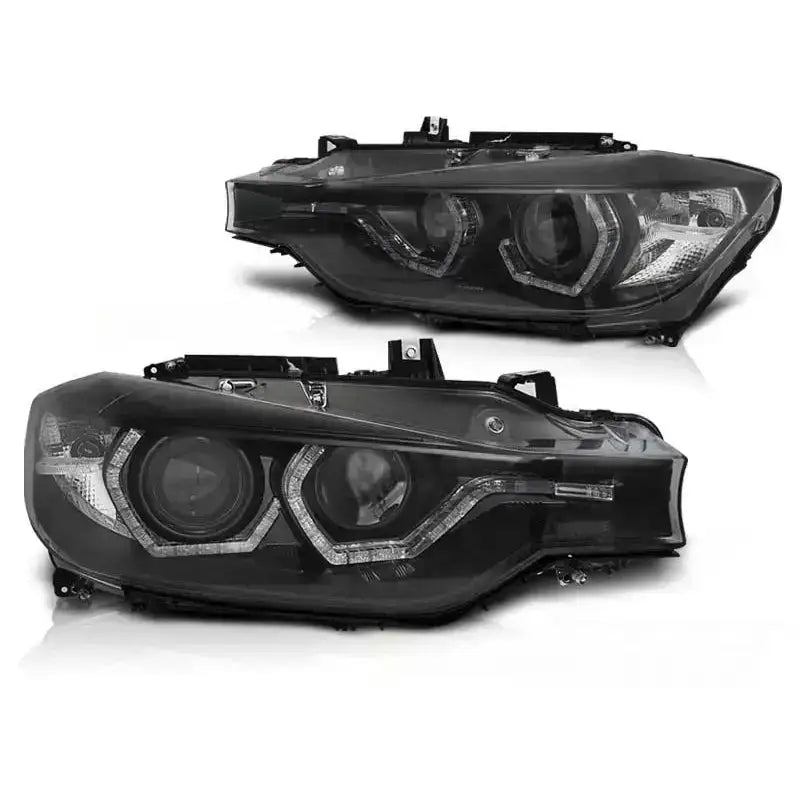 Frontlykter Angel Eyes Led DRL Black til BMW F30/F31 LCI 15-18, sett fra skrå vinkel.